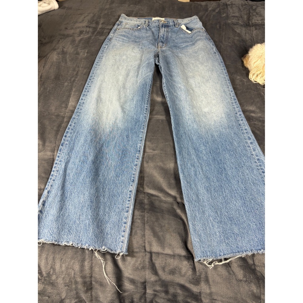 SLVR LAKE Grace Wide Leg Jeans Light Wash Distressed Raw‎ Hem Size 31
